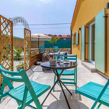 Istriensonne 0767 - Sunrise Medulin * Πούλα